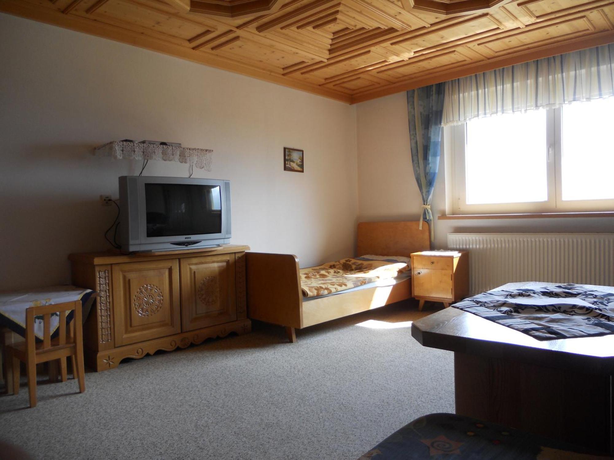 Ferienwohnungen/Holiday Apartments Lederer Reisach Luaran gambar