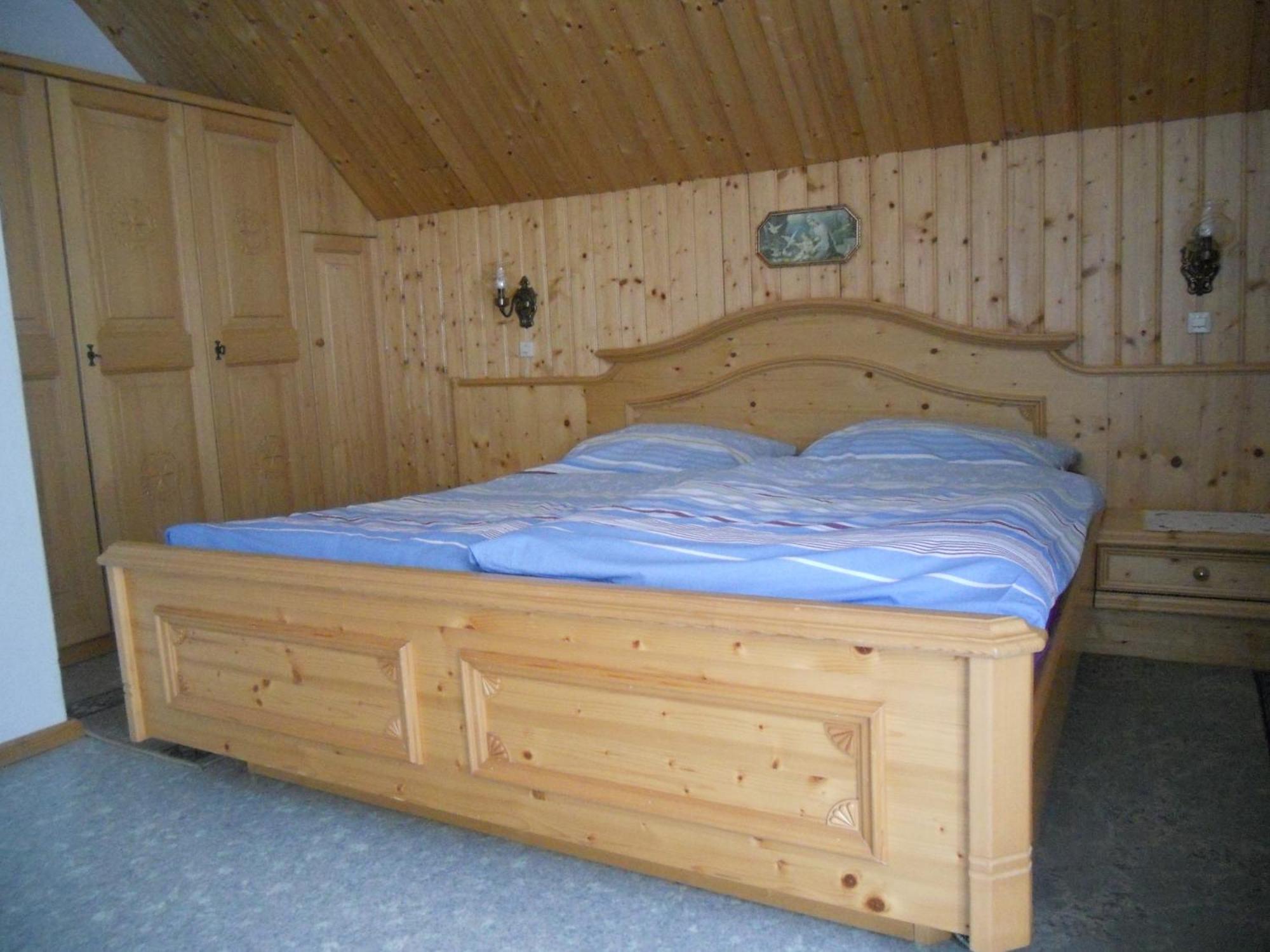 Ferienwohnungen/Holiday Apartments Lederer Reisach Luaran gambar